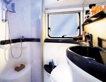 Интерьер 2005–08 Renault Master Knaus Sun TI '2004–08
