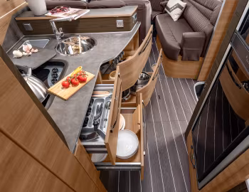 Intérieur 2021–pr. Knaus Sun i 900 LEG '2020–pr.