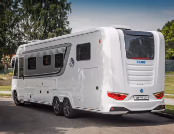 2016–18 Knaus Sun i 900 LEG '2015–18