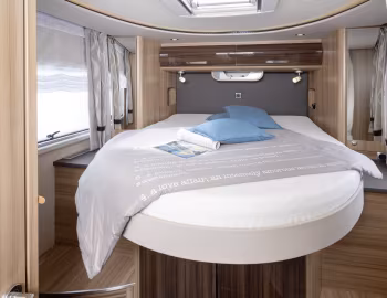 Intérieur 2019–20 Knaus Sun i 700 '2018–20