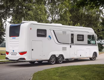 2016–18 Knaus Sun i 900 LEG '2015–18