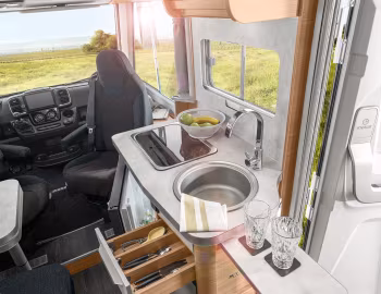 Интерьер 2022–25 Knaus Van i 550 MF '2021–25