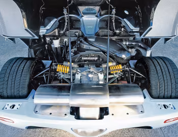 发动机舱 Koenigsegg CCR [UK-spec] (#7009) '2004