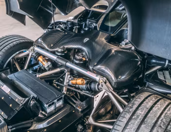 Sous la capuche Koenigsegg Regera (#7233) '2021