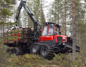 Komatsu 855 '2016–pr.