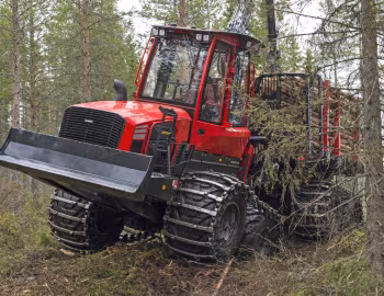 Komatsu 855 '2016–pr.