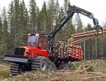 Komatsu 895 '2017–pr.