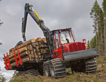 Komatsu 895 8-wheeled '2012–17