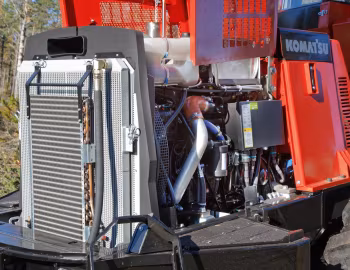 Under The Hood Komatsu 911.5 '01.2011–14
