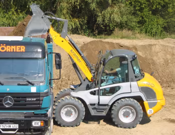 Kramer Neuson 480 '2003–10