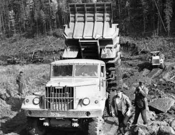 КрАЗ-256Б '1966–77