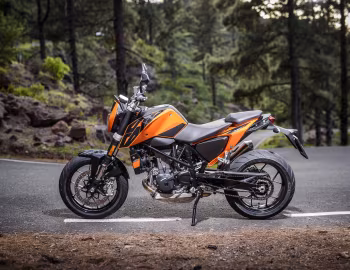 KTM 690 Duke '2017–18
