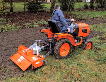 Kubota B1220 '2009–18