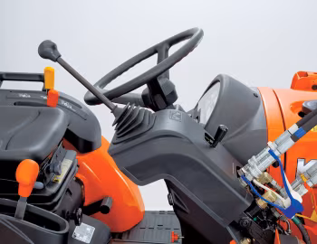 Интерьер Kubota B20 Series '2008–????