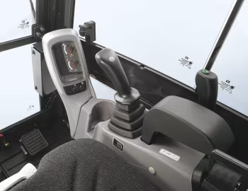 Интерьер Kubota KX018-4 Cabin '2011–н.в.