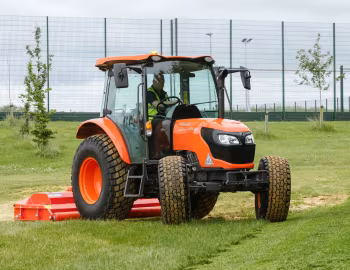 Kubota M4-063