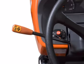 Интерьер Kubota M9540 ROPS '2006–н.в.