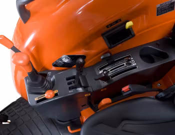 Интерьер Kubota M9540 ROPS '2006–н.в.