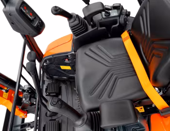 Интерьер Kubota U18-5 '2025–н.в.
