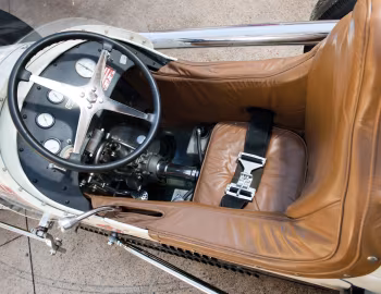 Интерьер Kurtis Kraft Offenhauser '1952