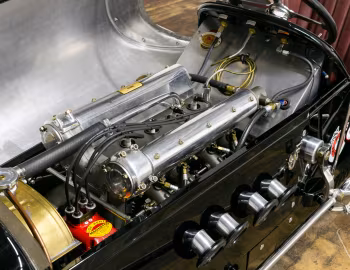Под капотом Kurtis Kraft Offenhauser Midget (0-248-48) '1948
