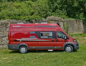 2015–21 la strada Avanti C '2014–21
