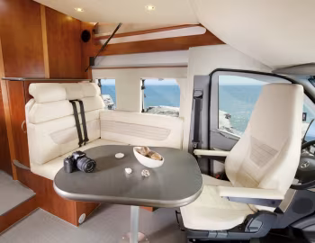 Interior 2008–13 la strada Nova L/M (Br.906) '2007–13