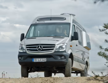 2015–18 la strada Regent S 4×4 (Br.906) '2014–18