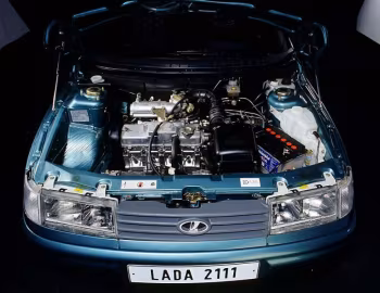 Під капотом Lada 111 (2111) '08.1997–02.2009