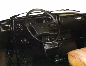 Painel frontal Lada 2107 [Finland] '1983–96