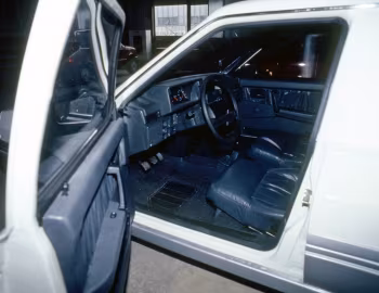 Інтер'єр Амадео-500 '1994