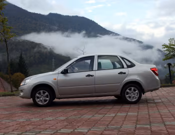 Lada Granta (2190) '11.2011–09.2014