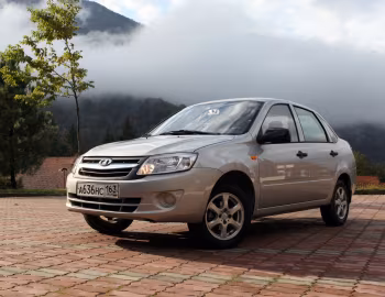Lada Granta (2190) '11.2011–09.2014