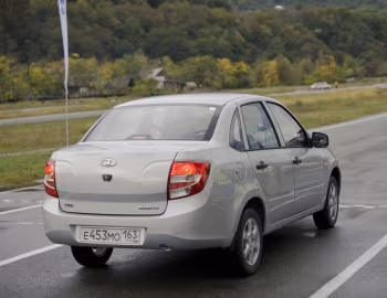 Lada Granta (2190) '11.2011–09.2014