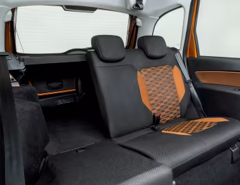 Інтер'єр Lada Granta Cross (2194) '05.2019–н.ч.