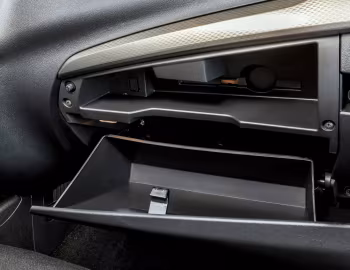 Інтер'єр Lada Granta Седан (2190) '08.2018–н.ч.