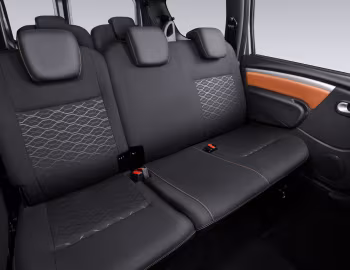 Інтер'єр Lada Largus Cross Quest (KS0/RS0) '07–12.2020