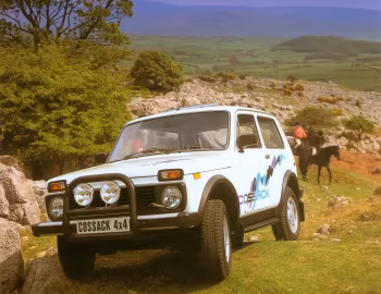 Lada Niva Cossack 4WD [UK-spec] (21212) '1993–95