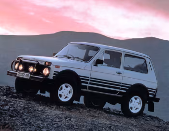 Lada Niva Cossack 4WD [UK-spec] (21212) '09.1987–92