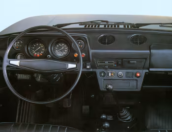Передня панель Lada Niva Export '1978–95