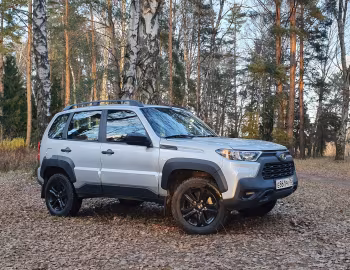 Lada Niva Travel [BLACK] (212300-80) '02.2022–25