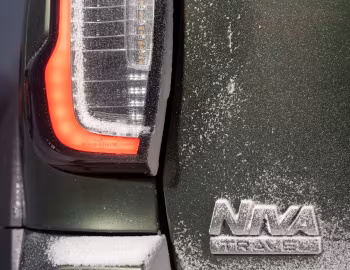 Lada Niva Travel Luxe / Off-Road (212300-80) '12.2020–25