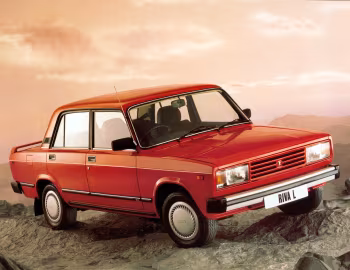 Lada Riva 1.5L Saloon (21057) '04.1992–03.1993