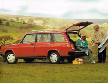 Lada Riva 1500 Estate [UK-spec] (2104) '1985–91