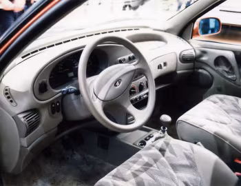 Інтер'єр ВАЗ-1118 Lada Calina 1.6 (Серия 100) '1999