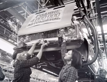 ВАЗ-2106 '03.1975–12.2005