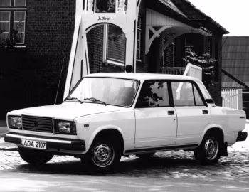 ВАЗ-2107 "Жигули" '03.1982–97