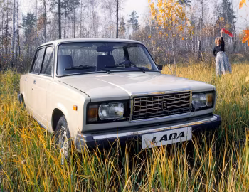 ВАЗ-2107 "Жигули" '03.1982–97