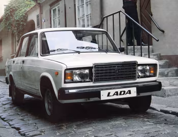 ВАЗ-2107 "Жигули" '03.1982–97