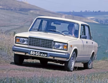 ВАЗ-2107 "Жигули" '03.1982–97